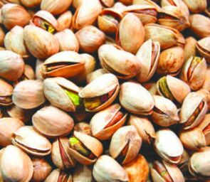 Pistachios are nuts that are suitable for sweating men